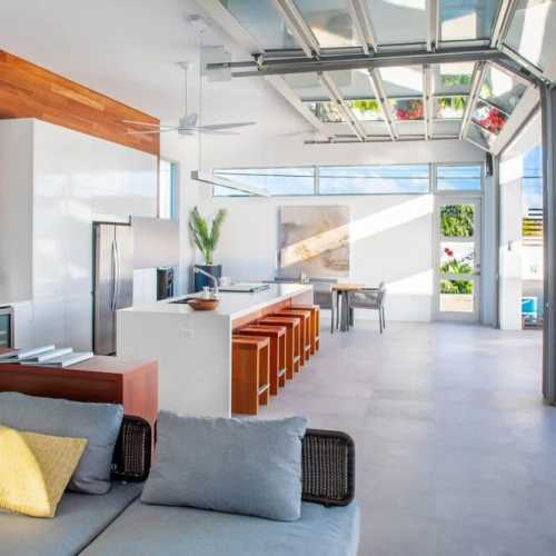 Optimal Indoor-outdoor living... when the 2 15-foot garage doors are open.