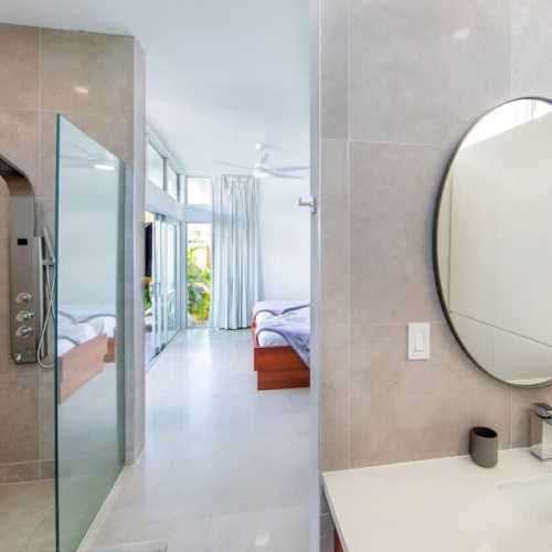 Ensuite with large indoor shower