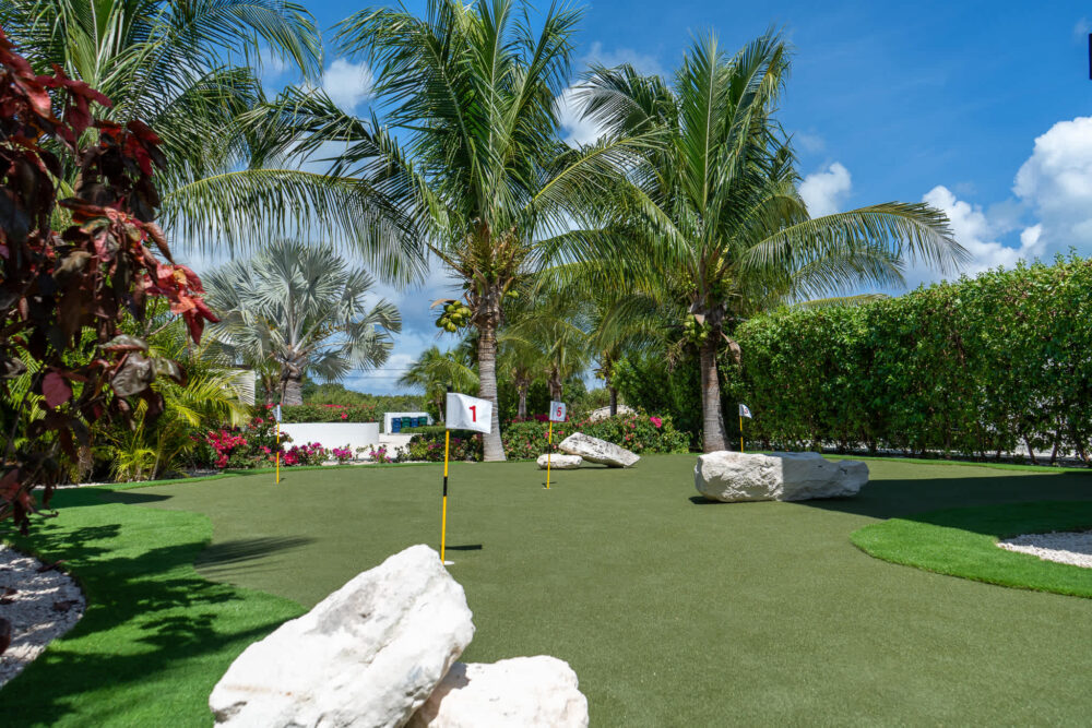 White Villas' unique amenities put put.