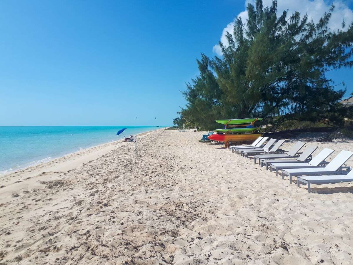 TOP Rated Villa for Families w/Pool & Beach Access